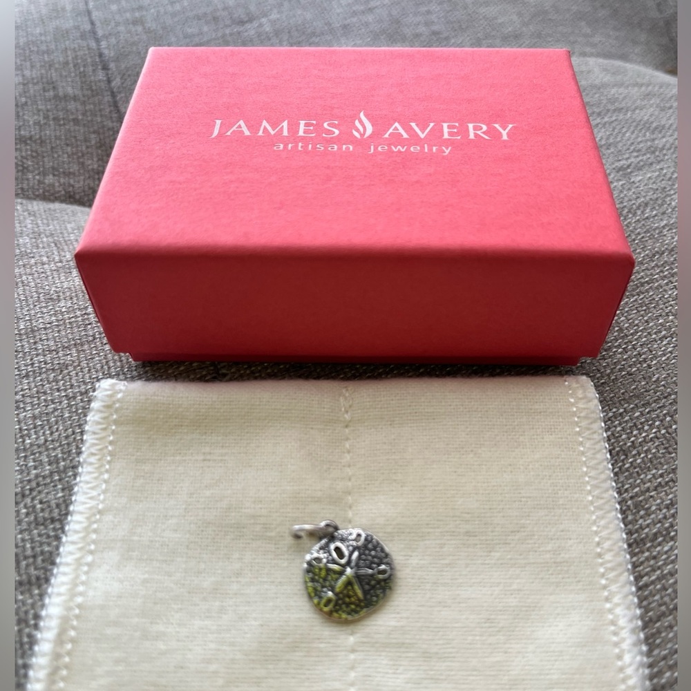 James Avery Sand-dollar charm